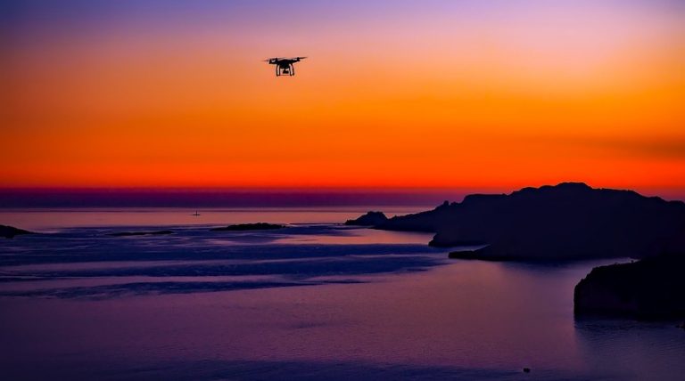 the-pros-and-cons-of-drone-technology-pilot-institute