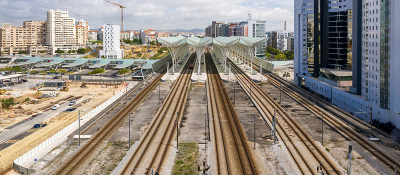 The Applications and Benefits of Drones in Railways