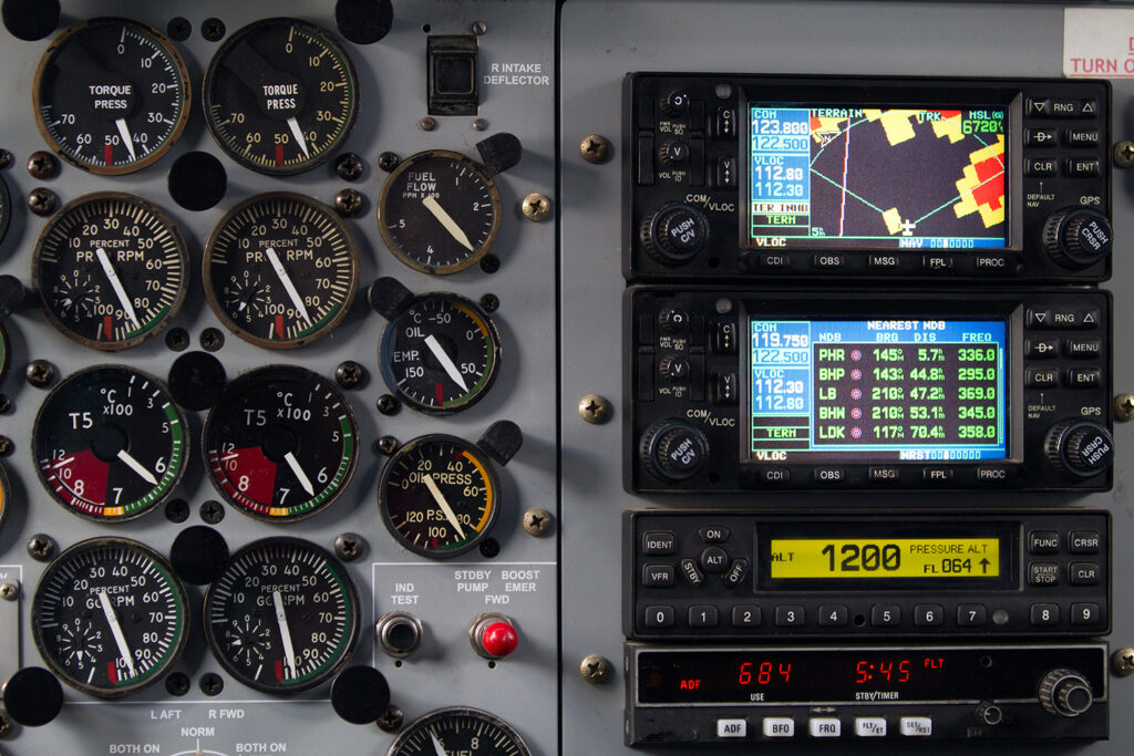 Altimeter Vs. GPS Altitude in Aviation Pilot Institute