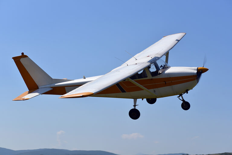 What Is a Cross Country Flight? Pilot Institute