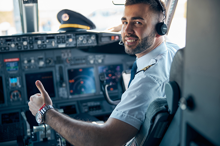 How Much Do Pilots Earn in the US?